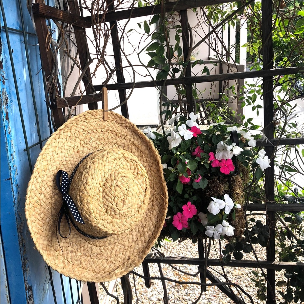 The Classic Raffia Hat